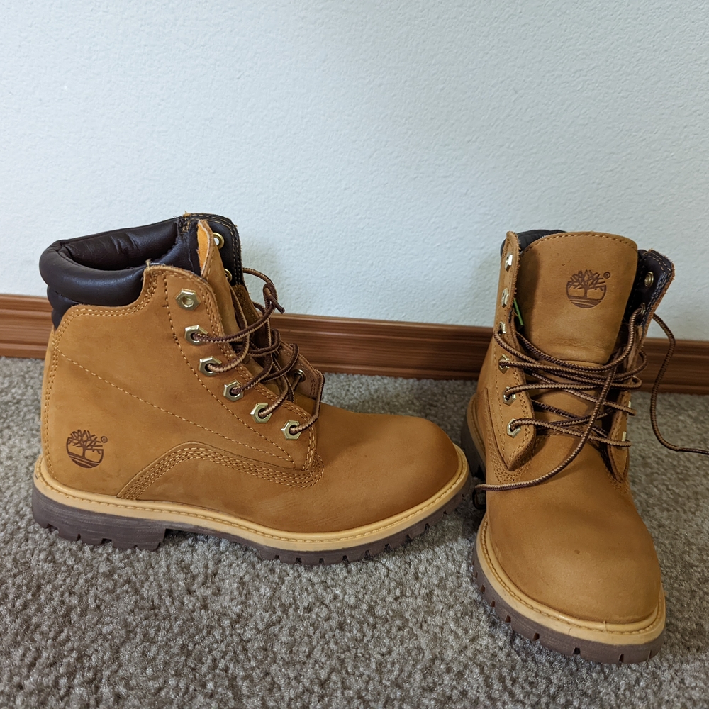 Timberland Tan Leather Boots
